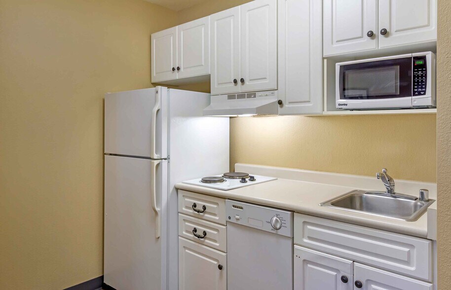 Building Photo - Furnished Studio-Seattle - Bothell - Canyo...