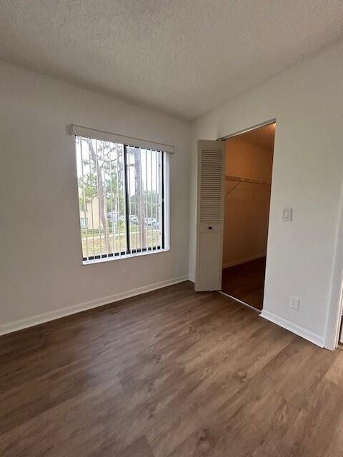 Building Photo - 721 Sunny Pine Way