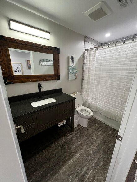 Building Photo - 101 Mary Ann Dr