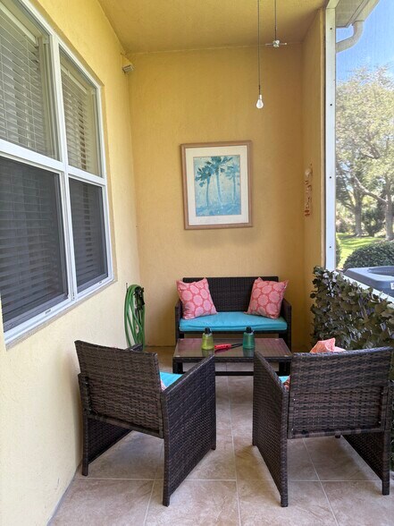 Building Photo - 16098 Via Solera Cir