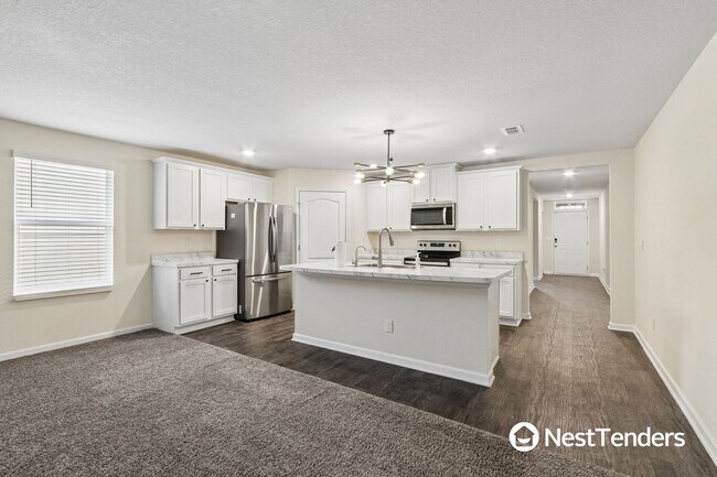 Building Photo - 65206 Lagoon Forest Dr