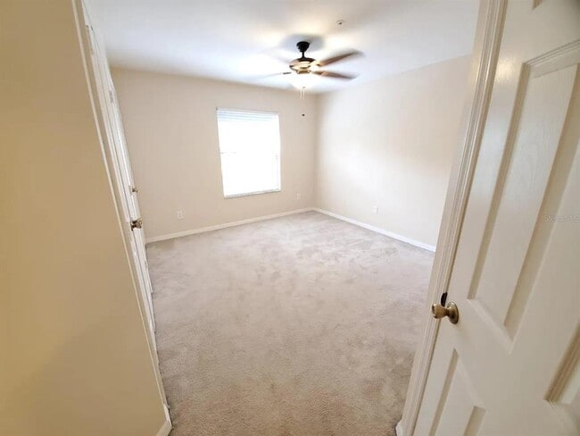 Building Photo - 6037 Scotchwood Glen