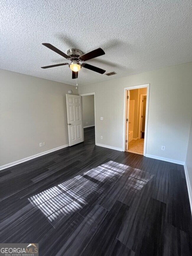 Building Photo - 150 Sapelo Dr