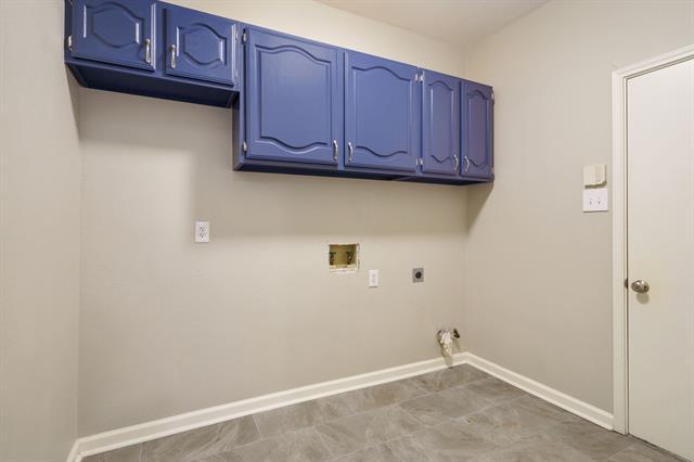 Building Photo - 2213 Heatherton Pl