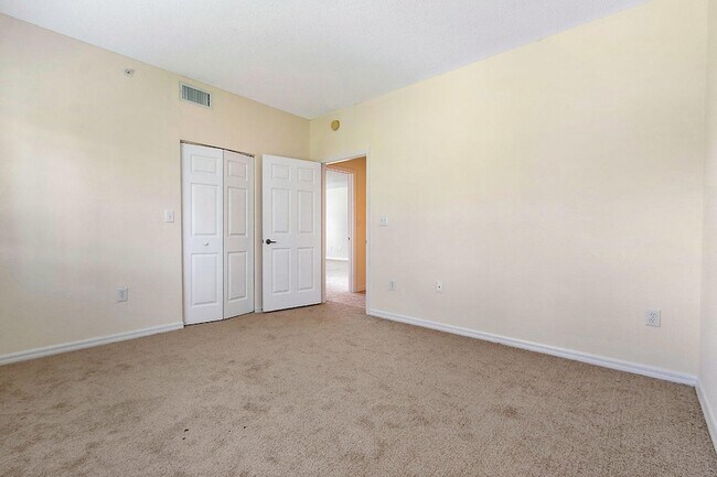 Building Photo - 2917 Tuscany Ct