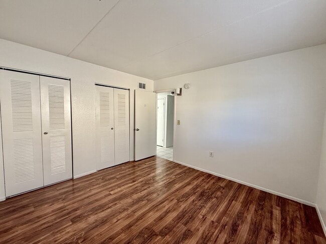 Building Photo - 716 Michigan Ct