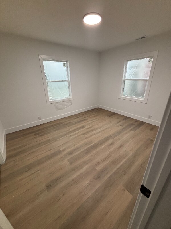 Building Photo - 4213 Kingsley Dr