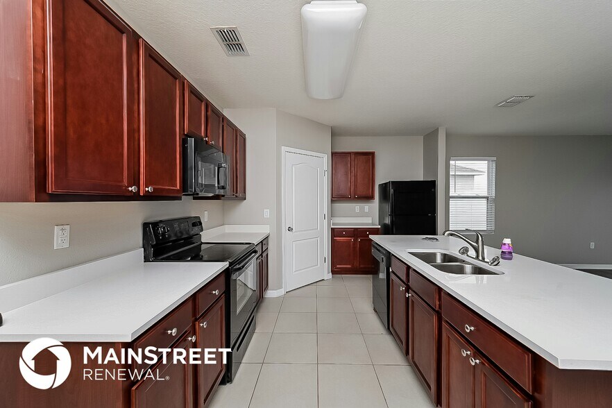 Building Photo - 3275 Bayou Bay Dr
