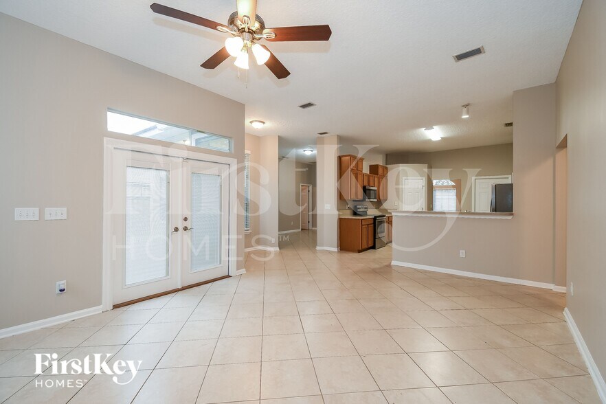 Building Photo - 14049 Red Rock Lake Dr