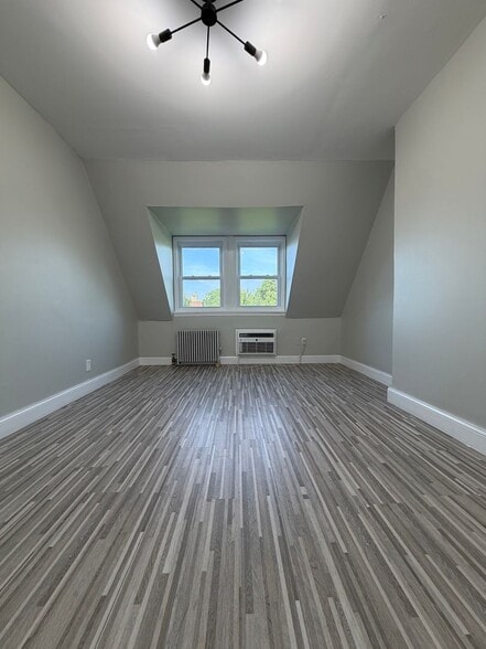 Interior Photo - Grove St Apartments