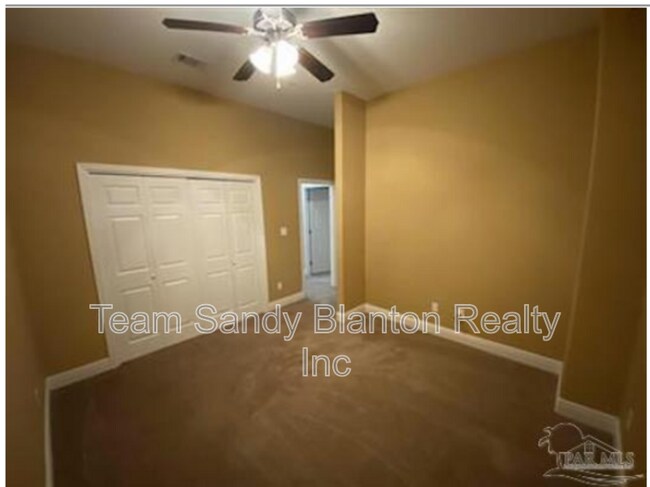 Building Photo - 7071 Lake Joanne Dr