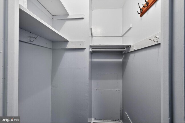 Building Photo - 3807 Swann Rd