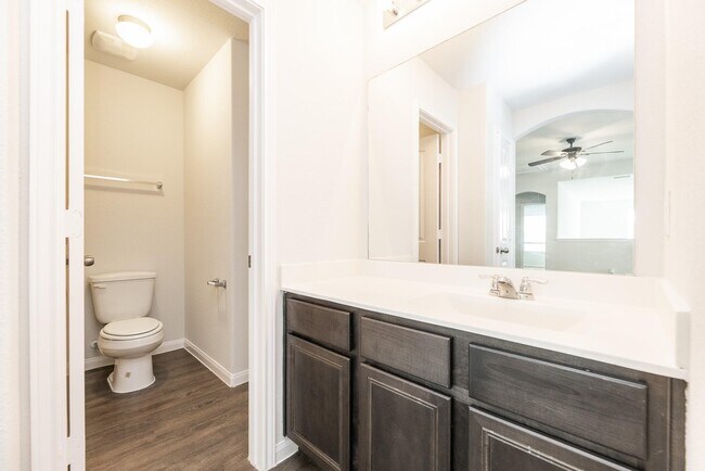 Building Photo - 2931 Orchid Ranch Dr