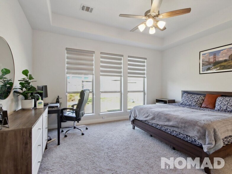 Building Photo - 10715 Alina Brk Trce