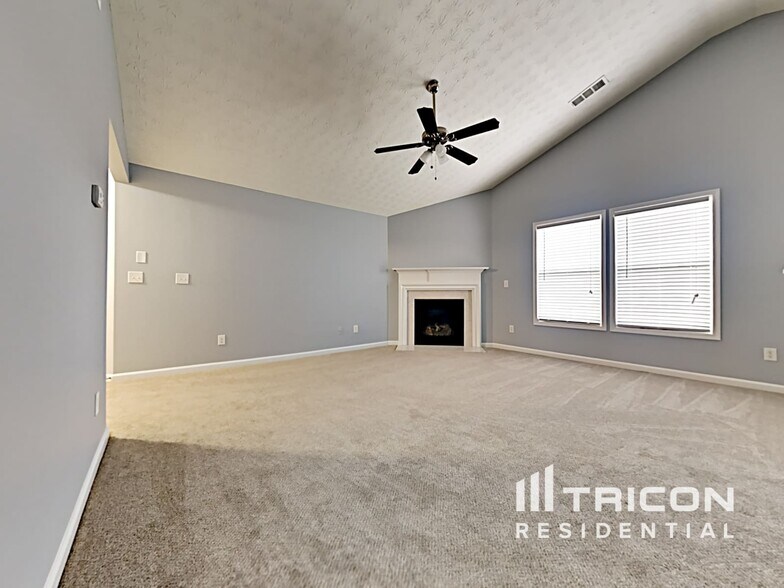 Building Photo - 1586 Thornwick Trace