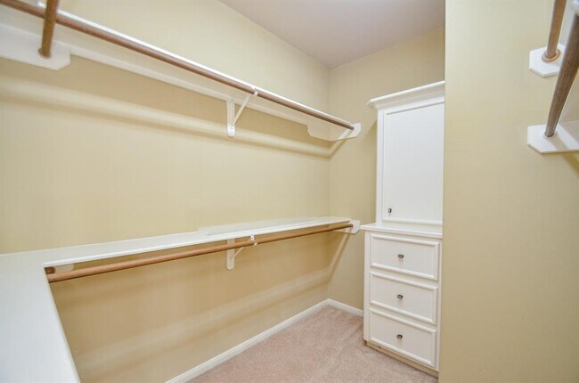 Building Photo - 1220 Birdsall St