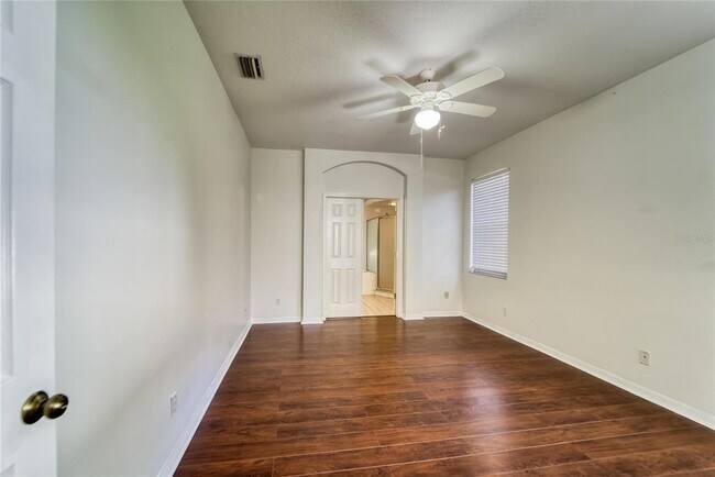 Building Photo - 10124 Cannon Dr