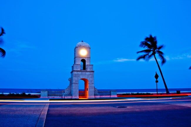 Building Photo - 1801 N Flagler Dr