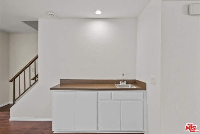 Building Photo - 417 N Alhambra Ave