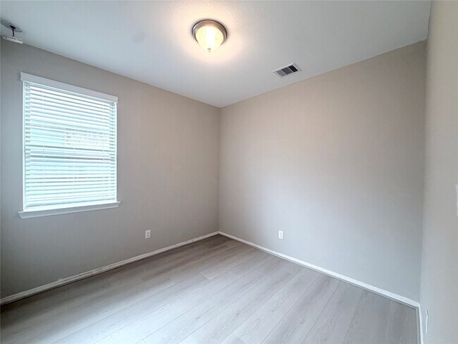 Building Photo - 23011 True Fortune Dr