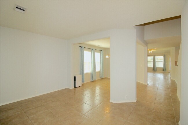 Building Photo - 7202 Toad Hollow