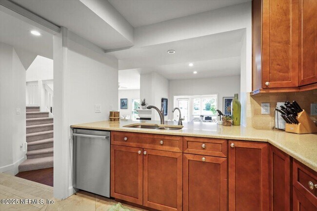 Building Photo - 106 Willow Pond Ln