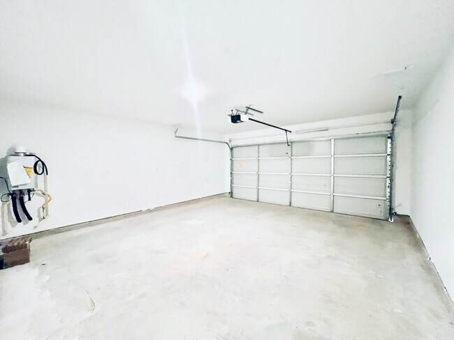 Building Photo - 1359 Diamond Carnation Dr