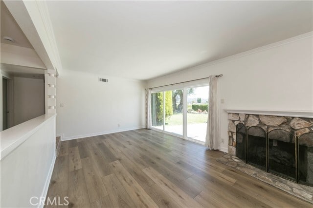 Building Photo - 2301 W Cajon Dr