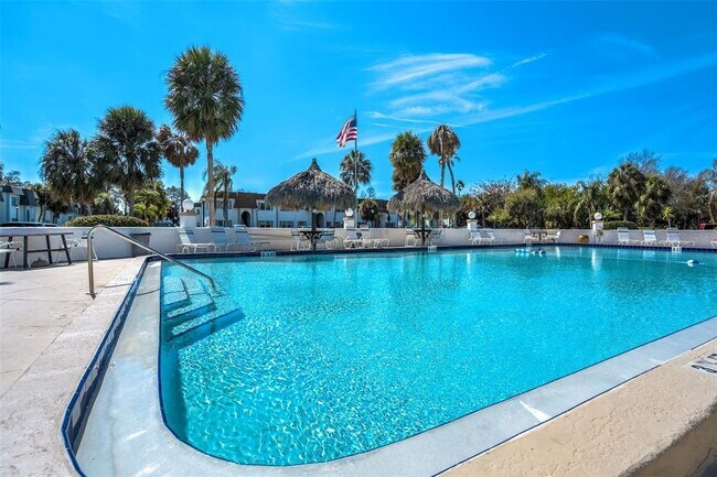 Building Photo - 243 S McMullen Booth Rd