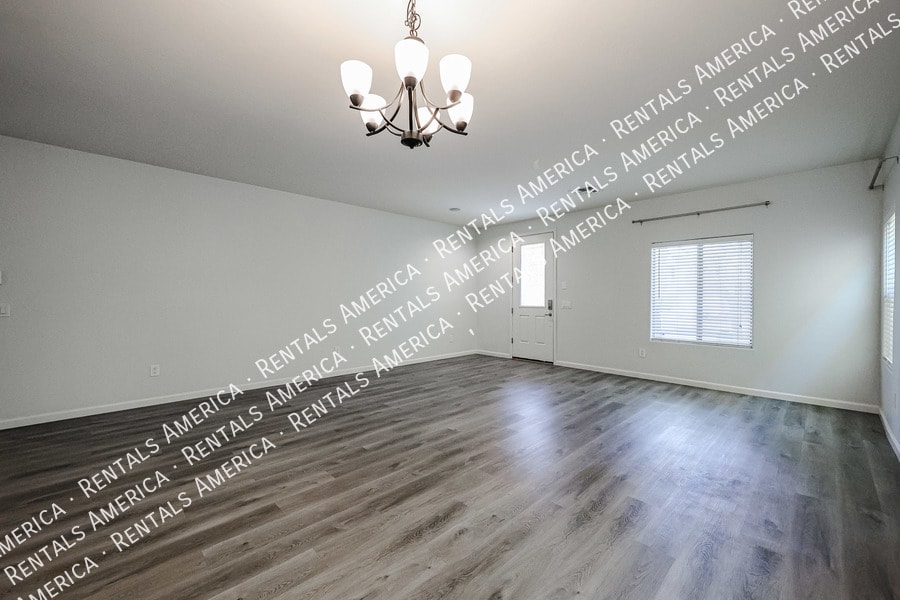 Building Photo - 21109 E Pickett St