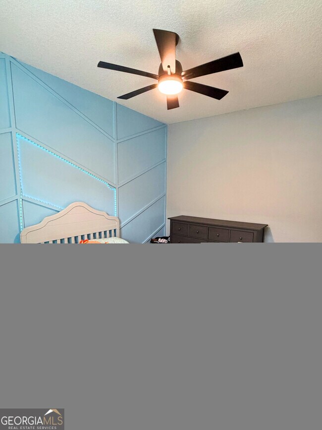 Building Photo - 208 Boatsman Way