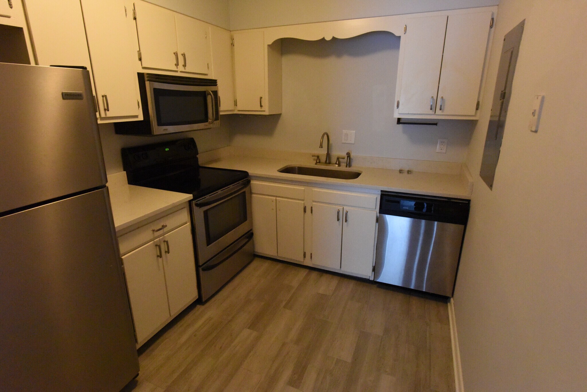 Building Photo - 57 Hanover Cir