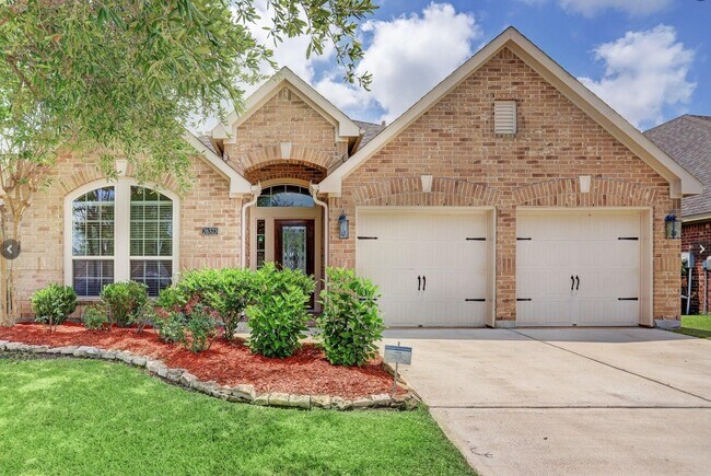 Primary Photo - 26323 Crystal Cove Ln