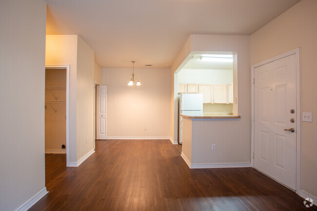 Dining Area - Riversquare