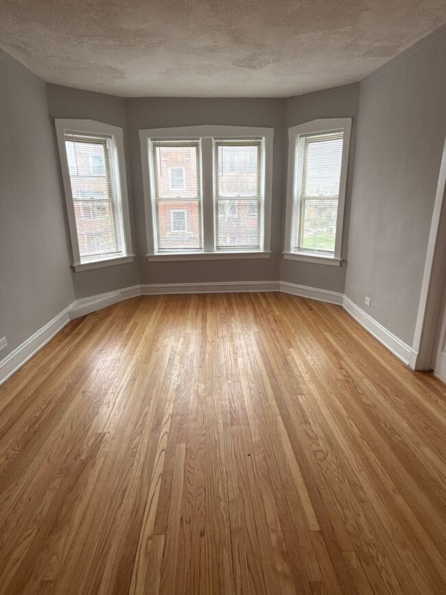 Building Photo - SPACIOUS 2 BEDROOM APARTMENTS FOR $1,650.00