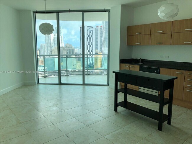 Building Photo - 350 S Miami Ave