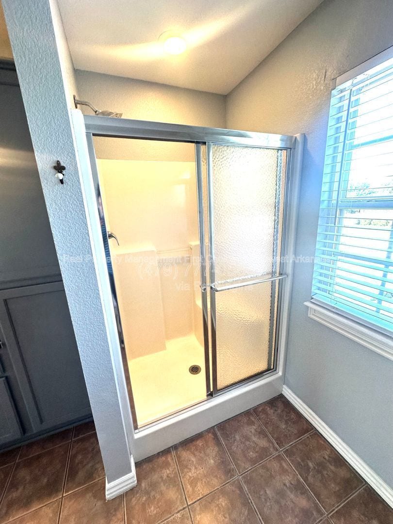 Building Photo - 3705 SW Hansom Loop