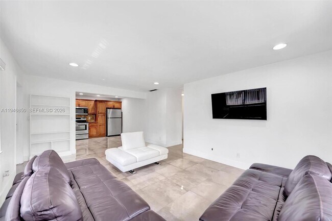 Building Photo - 4530 SW 54th St