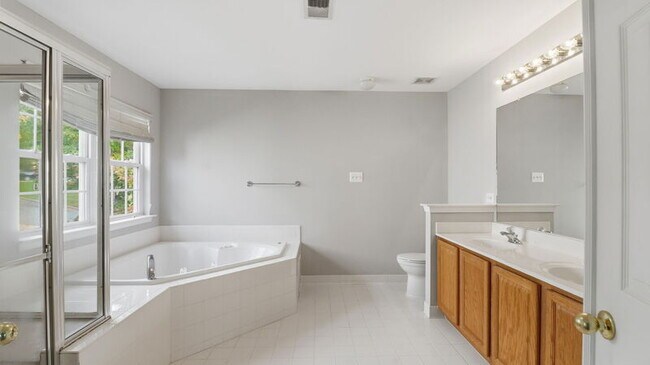 Building Photo - 12607 Piscataway Landing Dr