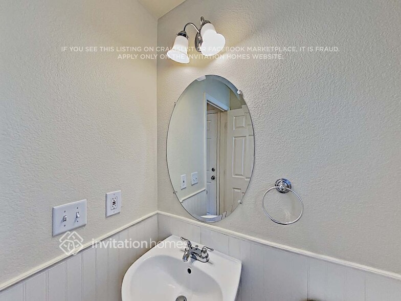 Building Photo - 11888 Trail Ct