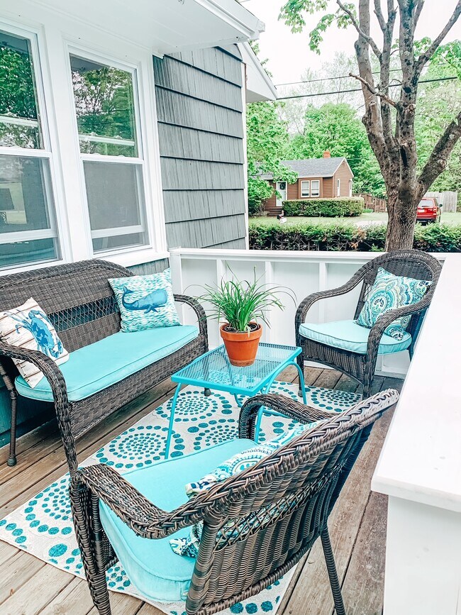 Building Photo - 5 Oceanview Rd