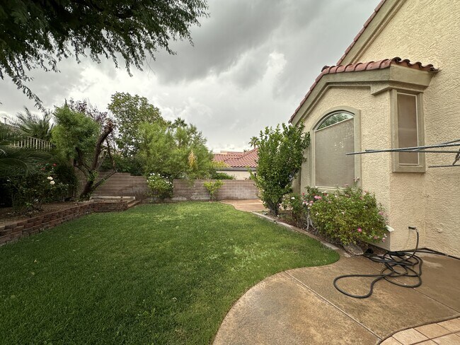 Building Photo - 2596 Mizzoni Cir
