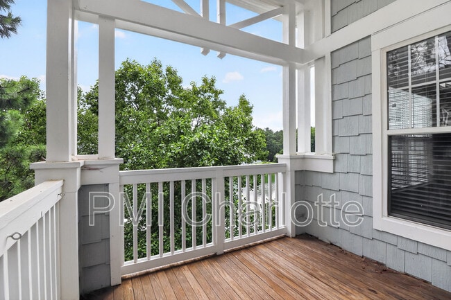 Building Photo - 18736 Nautical Dr