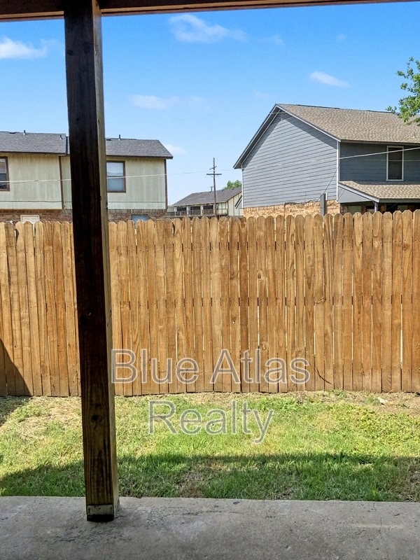 Building Photo - 205 Pate Orr Rd N