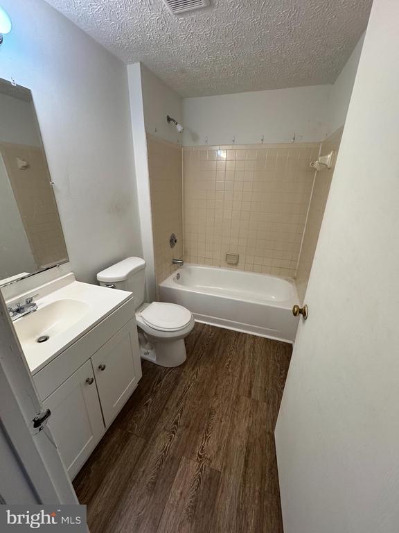 Building Photo - 9730 Red Clover Ct