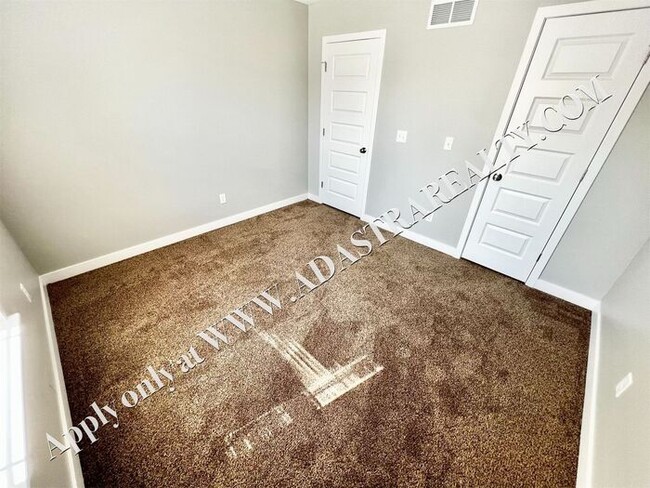 Building Photo - Beautiful Home in Independence-Available in JULY!!