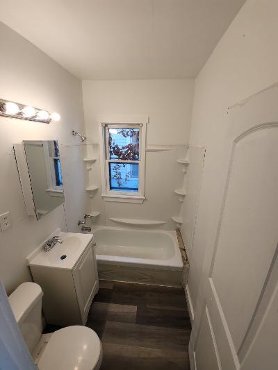 Building Photo - 3124 N 33rd St