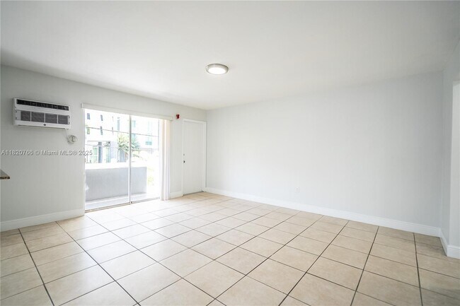 Building Photo - 7931 East Dr