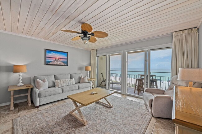 Building Photo - 3290 Scenic Hwy 98