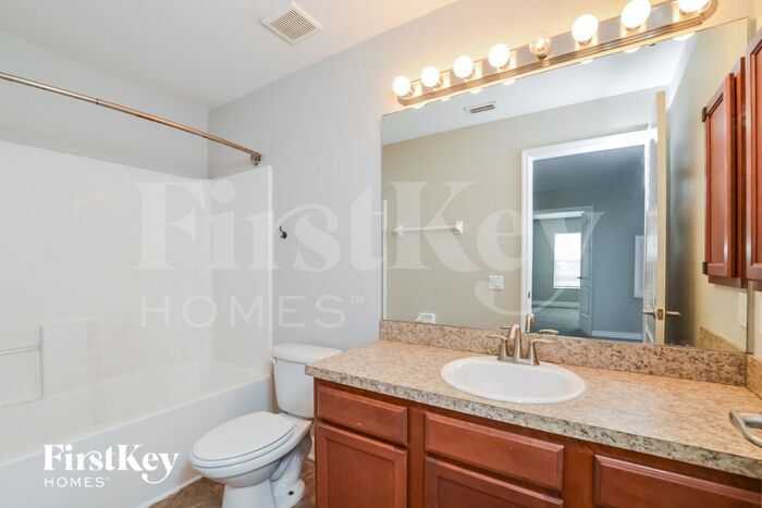 Building Photo - 5401 Oro Valley Rd